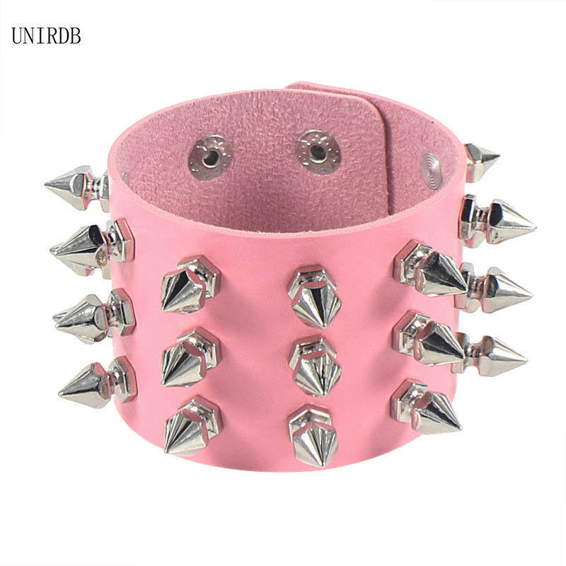 Nocturne Nietenarmband